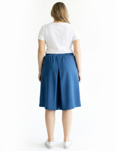 Load image into Gallery viewer, Athletic Two Pleater Culottes / Womens Plus Size