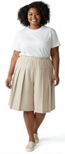 Load image into Gallery viewer, Traditional Culotte / Womens Plus Size