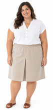 Load image into Gallery viewer, Two Pleater Culotte / Womens Plus Size