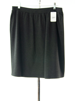 #2447 Sale Rack Item / Short Straight Knit Skirt / Petite 20 / Deep Heather Grey
